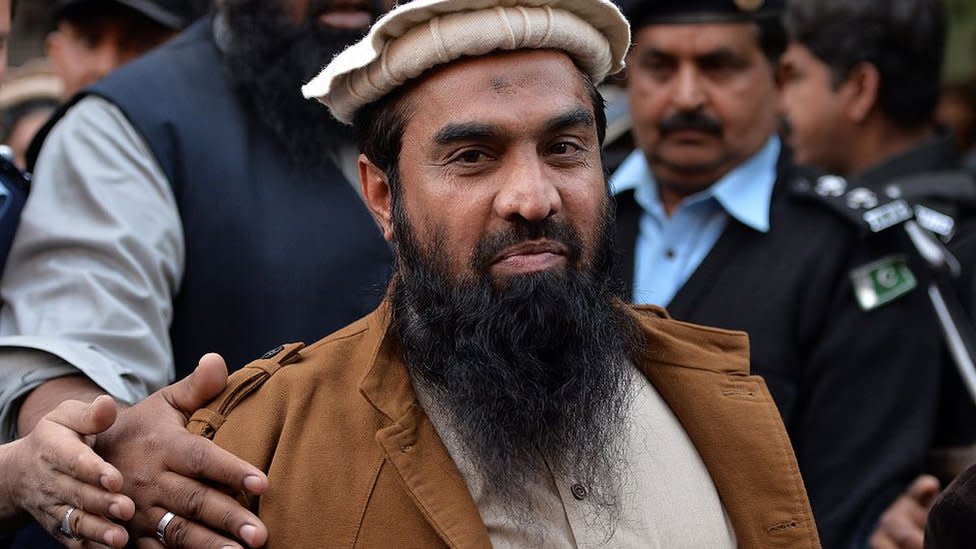 Zakiur Rehman Lakhvi, suspected attack leader in Mumbai, jailed in Pakistan