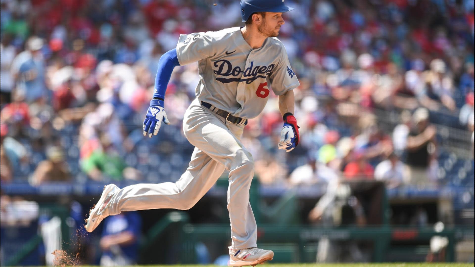 Dodgers sign Cole Hamels to 1-year deal