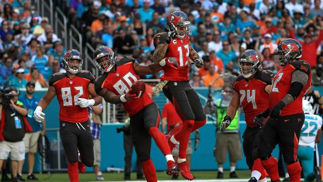 Howard ascends as Brate falls of the Bucs’ wagon
