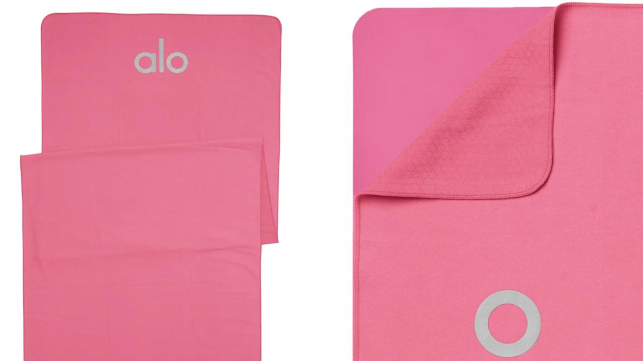 Alo Yoga No-Slip Towel Mat