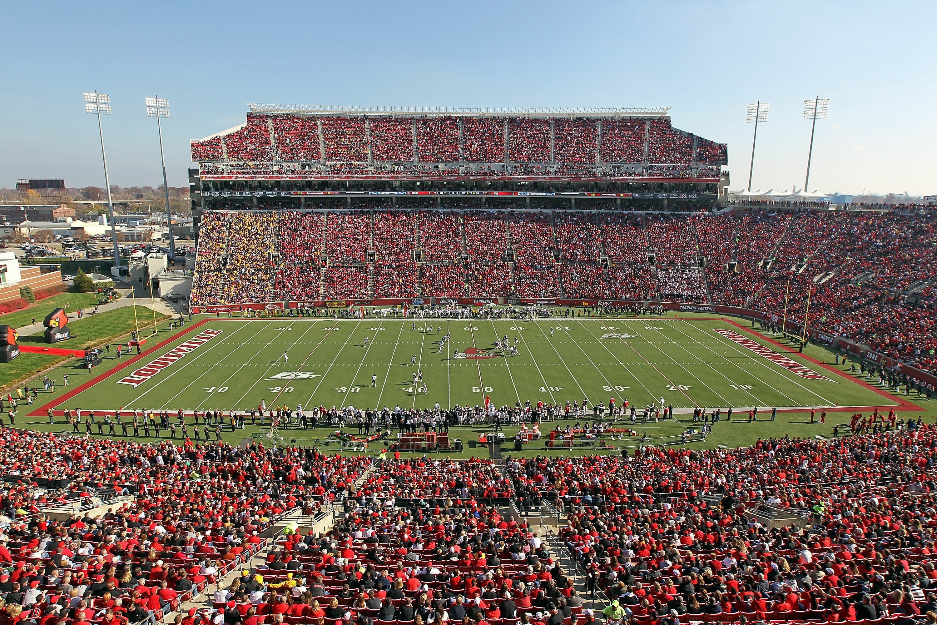 Papa John&#39;s name off Cardinal Stadium