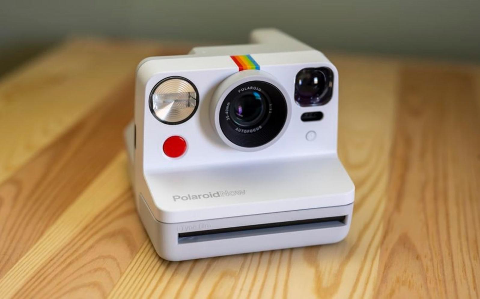 Polaroid S New 99 Instant Camera Uses Autofocus To Change Modes Engadget