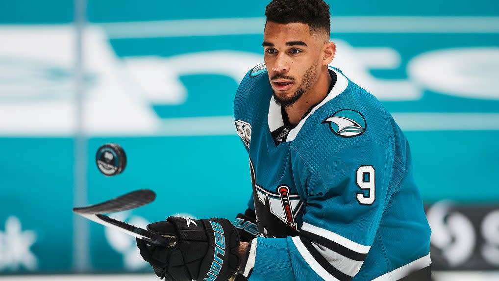 Desperate Oilers decide signing Evander Kane is worth the risk