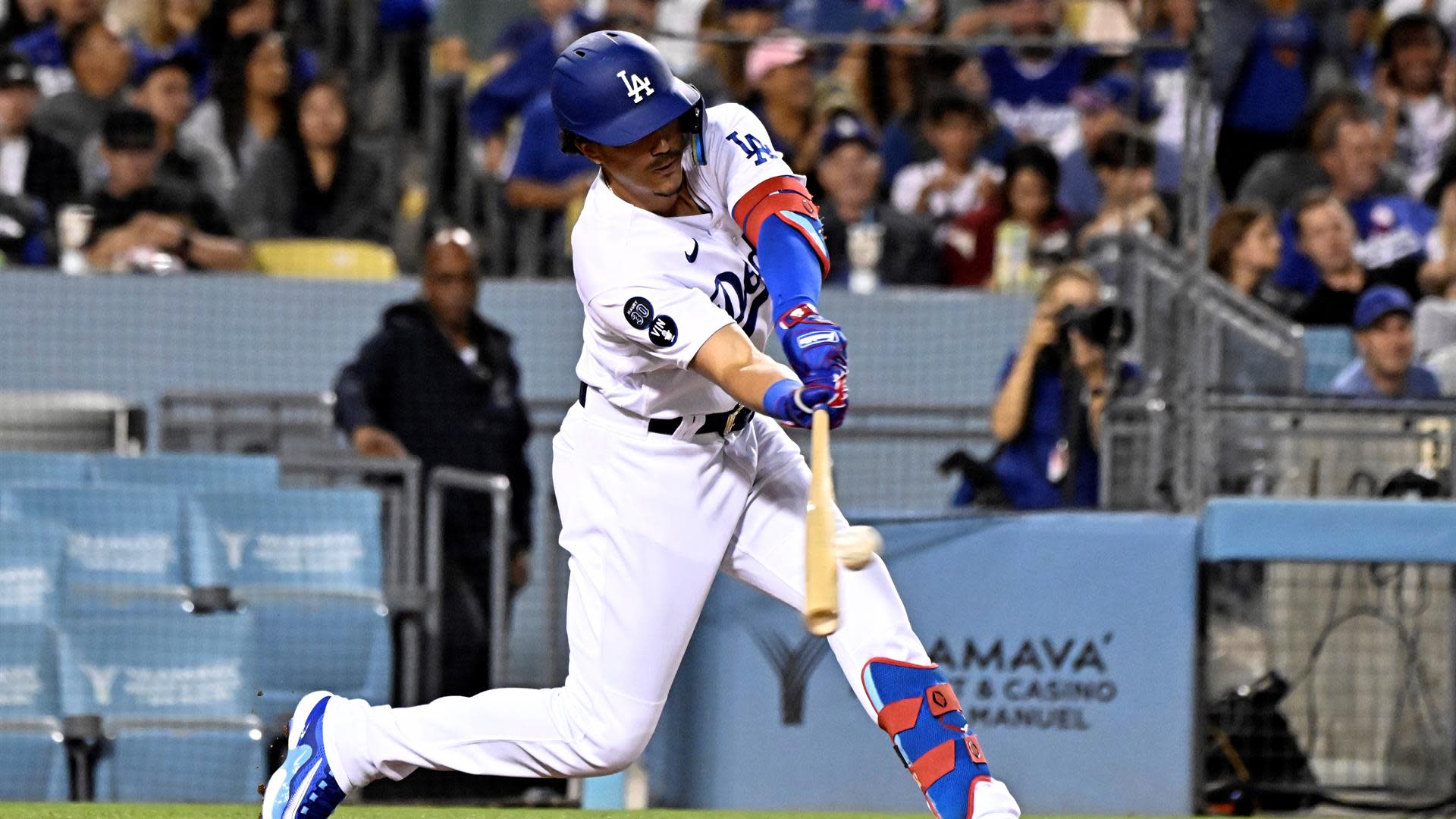 One Dodgers rookie stopped swinging because he had to. Data says more MLB  hitters should follow suit
