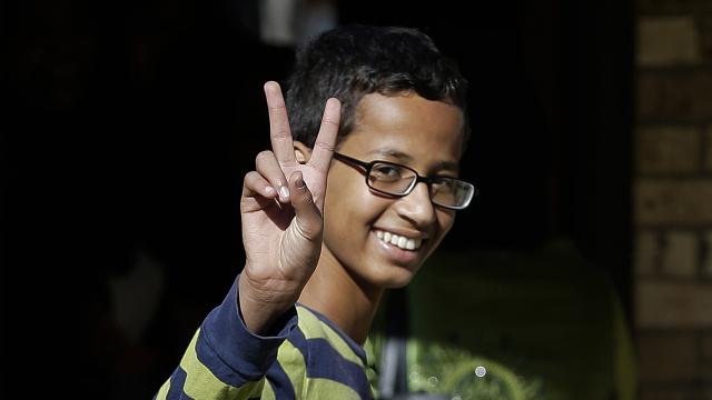 Yahoo News Live: Ahmed Mohamed heads to the White House