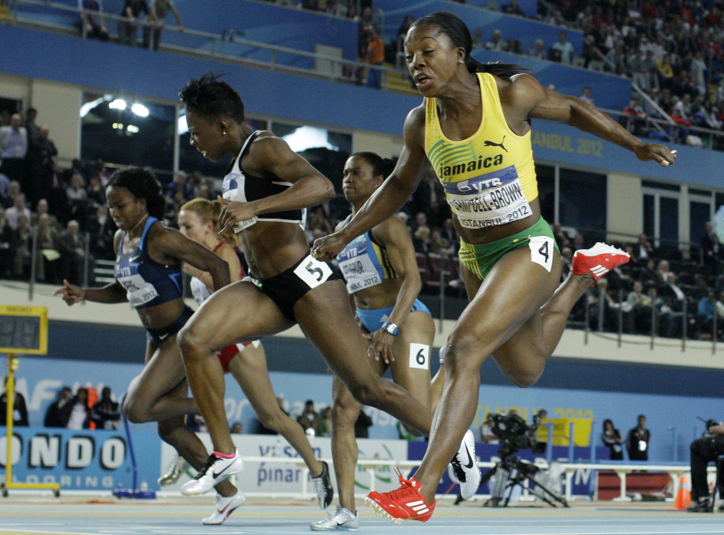 Сим браун. Jamaican Sprinter Juliet Campbell.