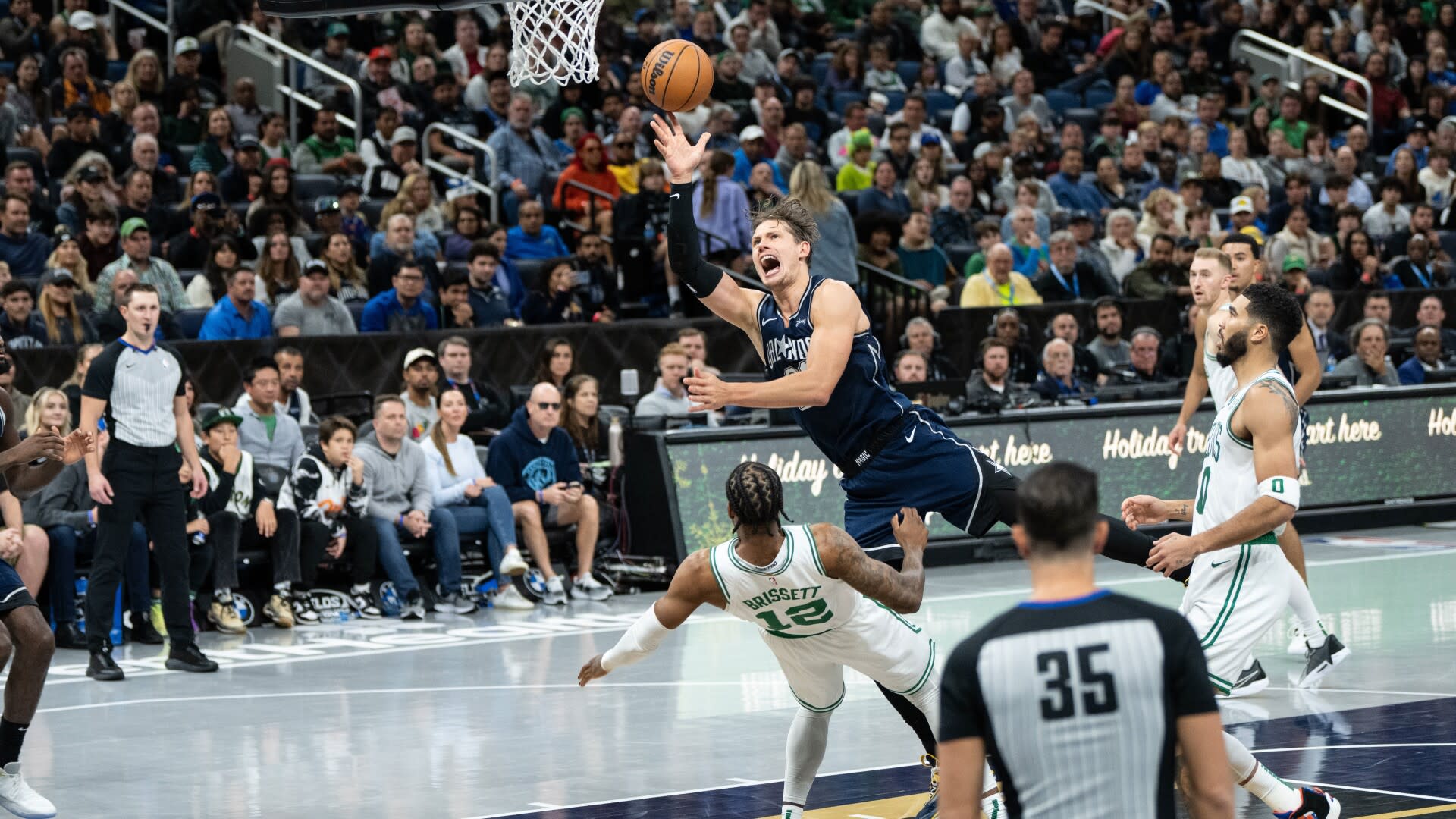 Basketball Pickups: Moritz Wagner goes off