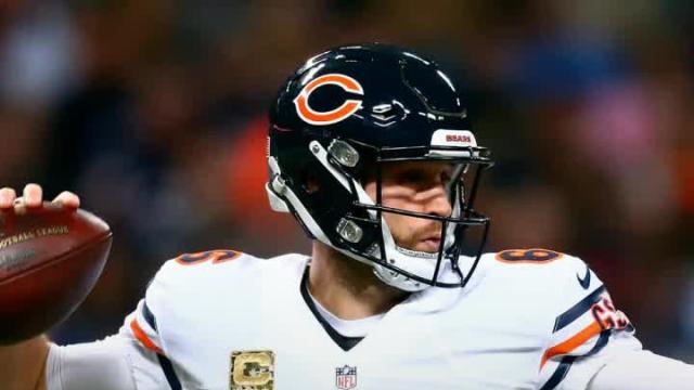 With Ryan Tannehill hurt, Dolphins reach out to Jay Cutler