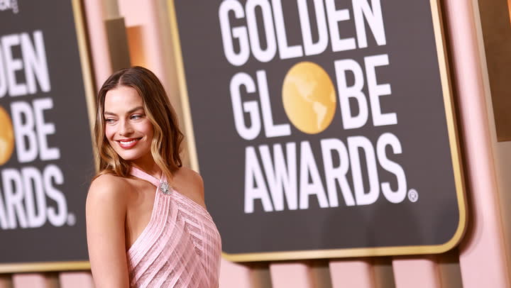 Golden Globes winner mistakenly thanks non-existent HFPA in acceptance  speech