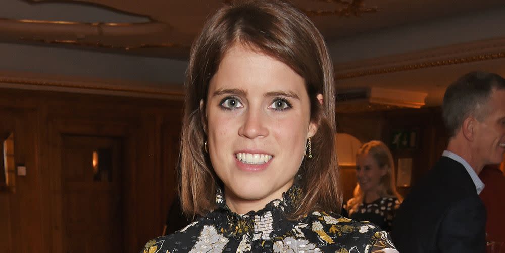 Princess Eugenie shares photo of her scar for International Scoliosis ...