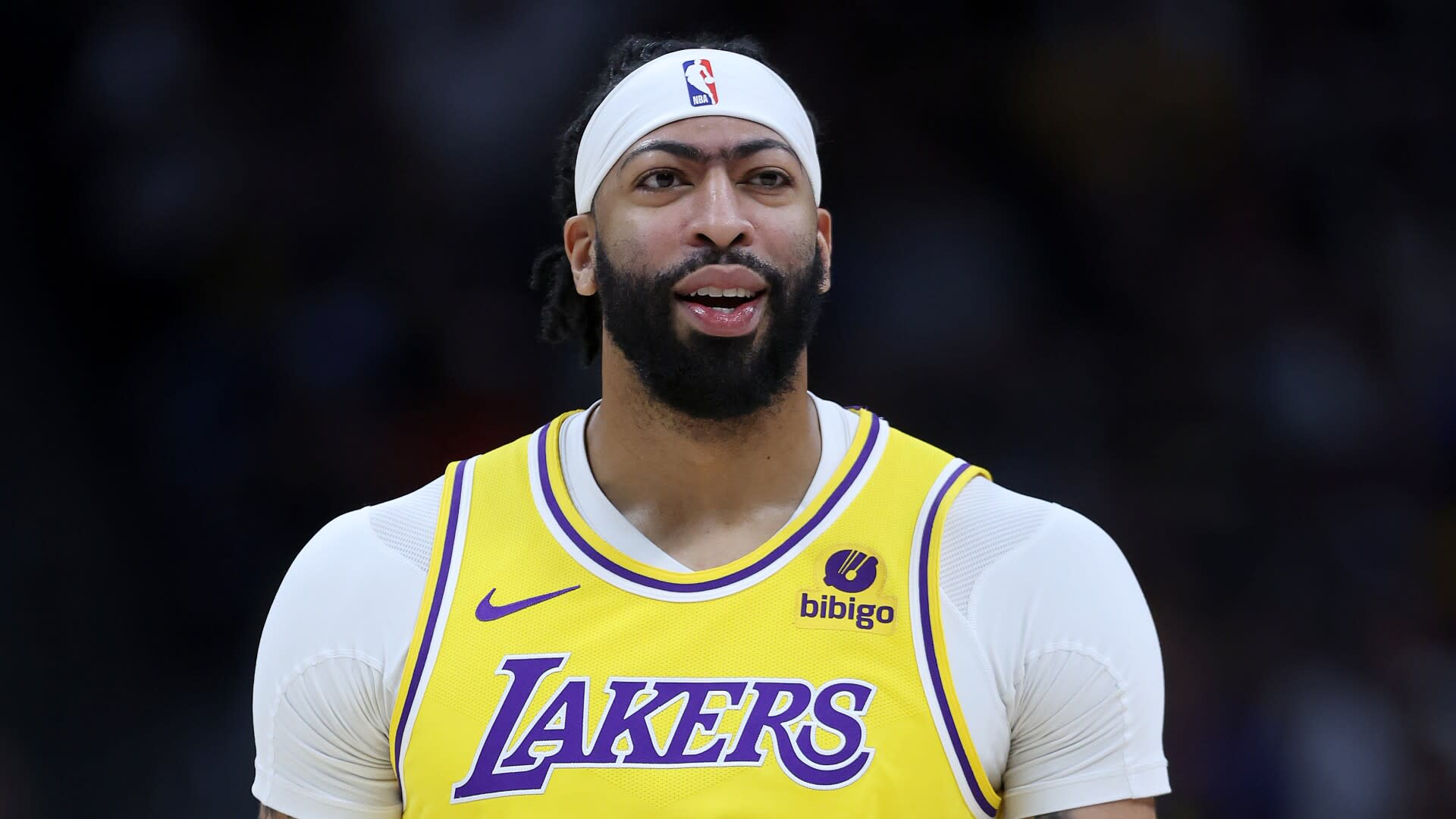 Same as it ever was: Anthony Davis wants to play next to traditional center more often