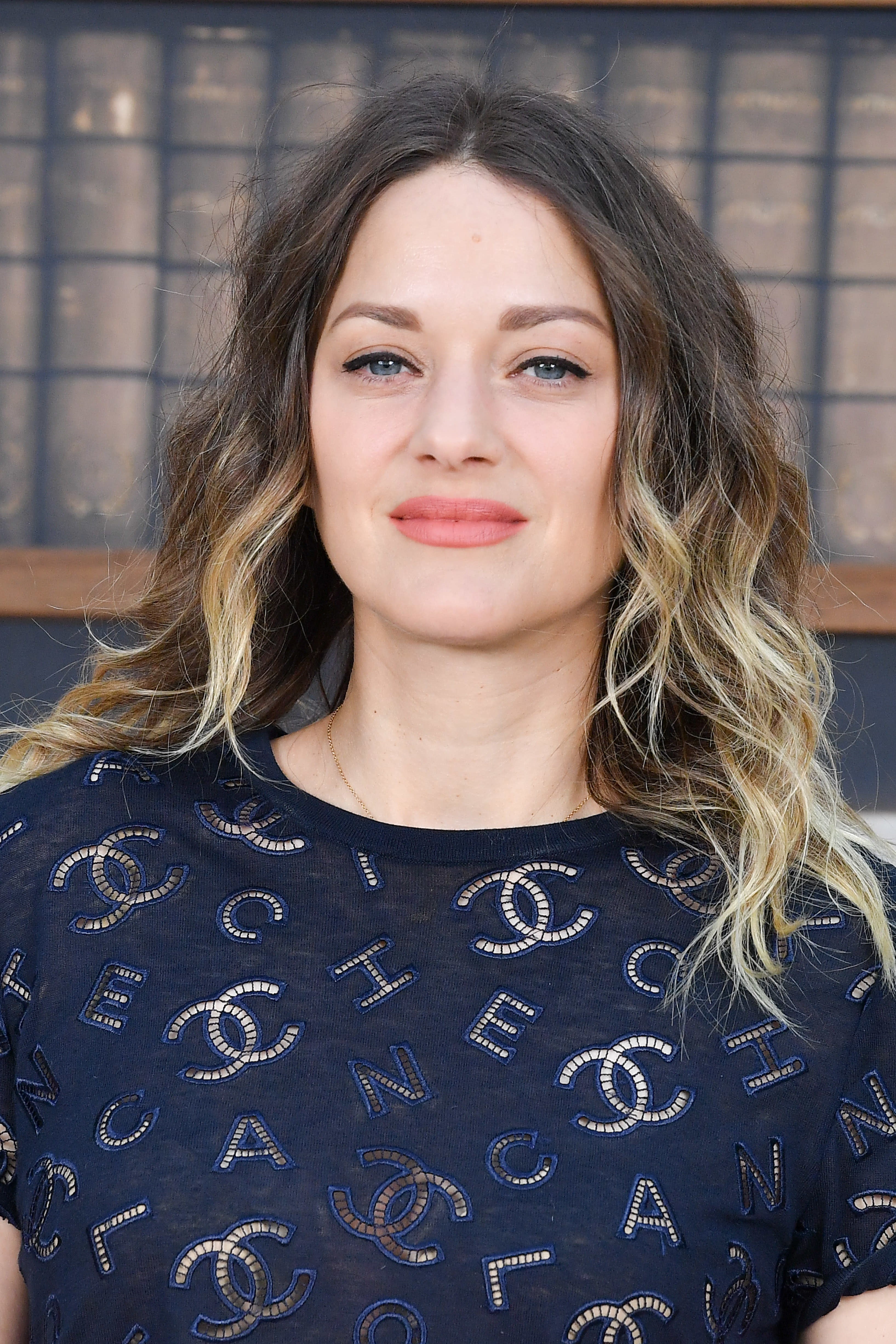 Marion Cotillard Gives Ombré Hair a French Girl Twist