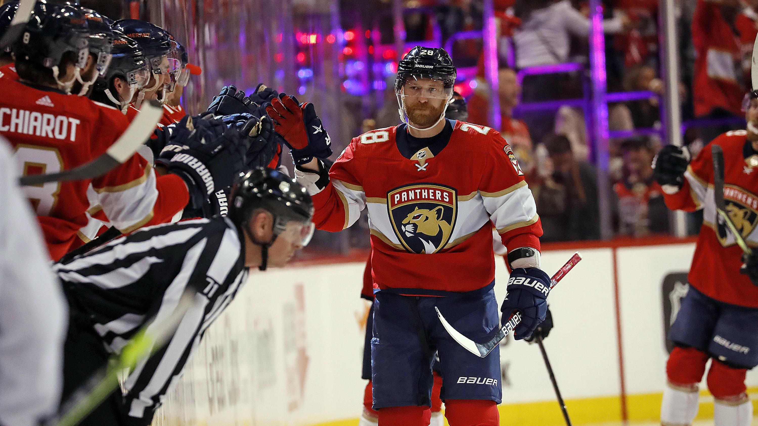 NHL Free Agency: Florida Panthers Lose Claude Giroux to Ottawa