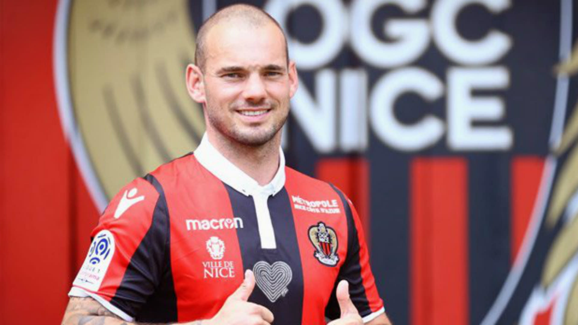 Уэсли Снейдер Ницца. Wesley Sneijder nice.