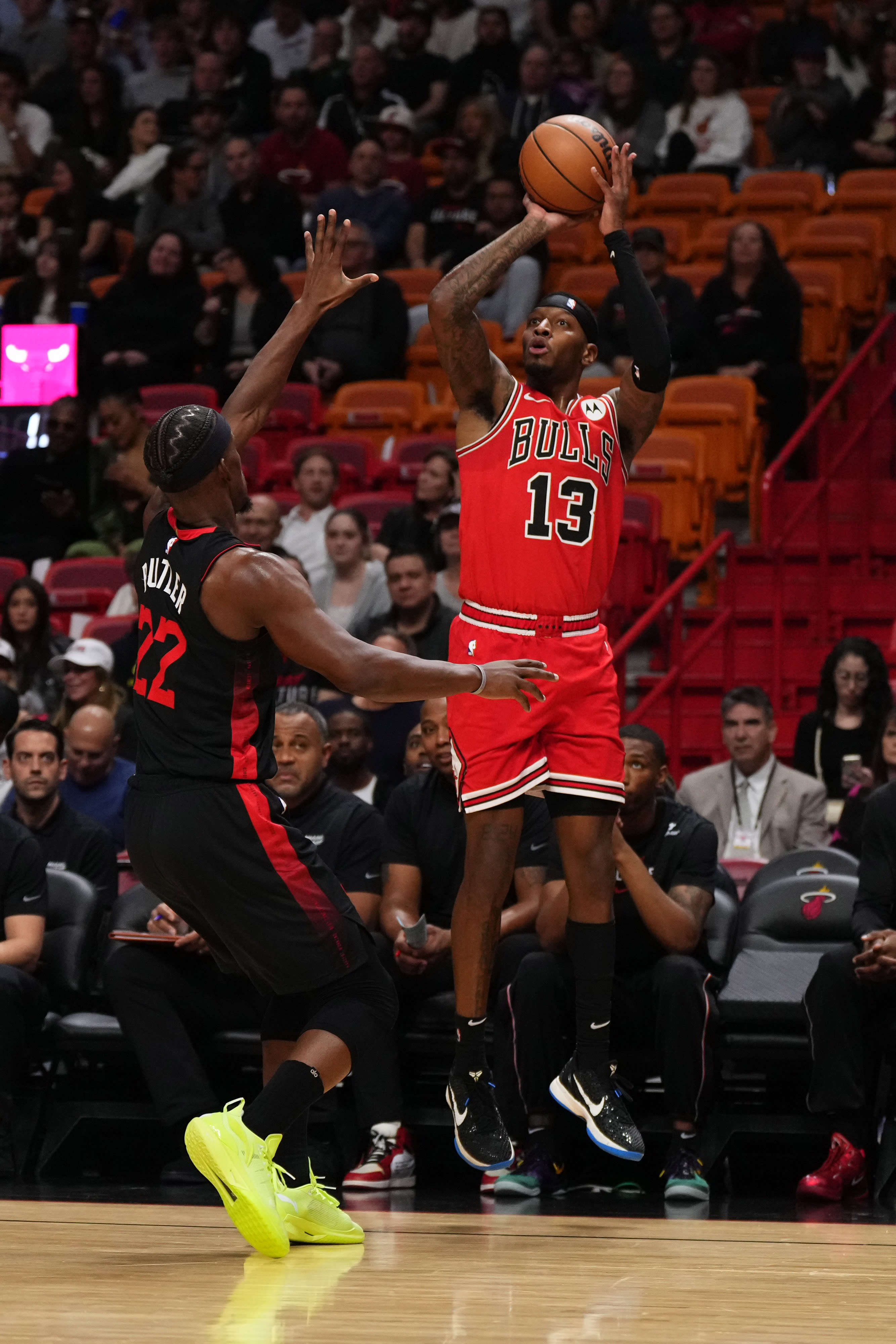 Bulls' Torrey Craig to miss 8-10 weeks with foot injury