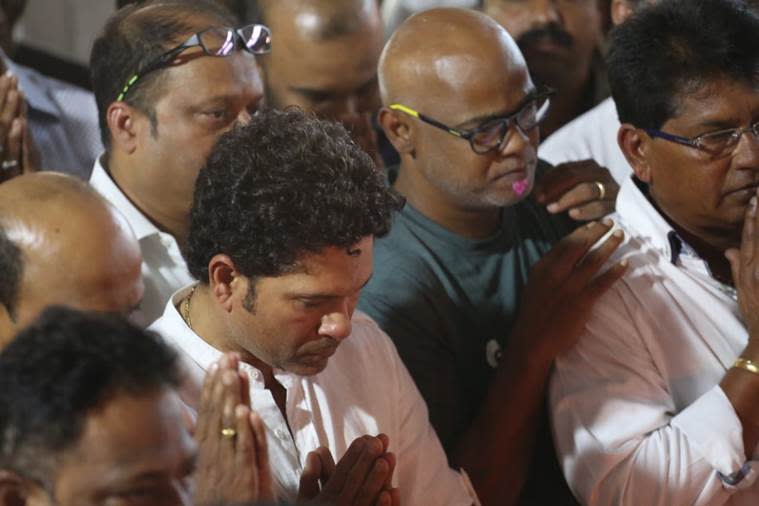 Sachin Tendulkar at coach Ramakant Achrekar's cremation. (Source: Express Photo by Amit Chakravarty)