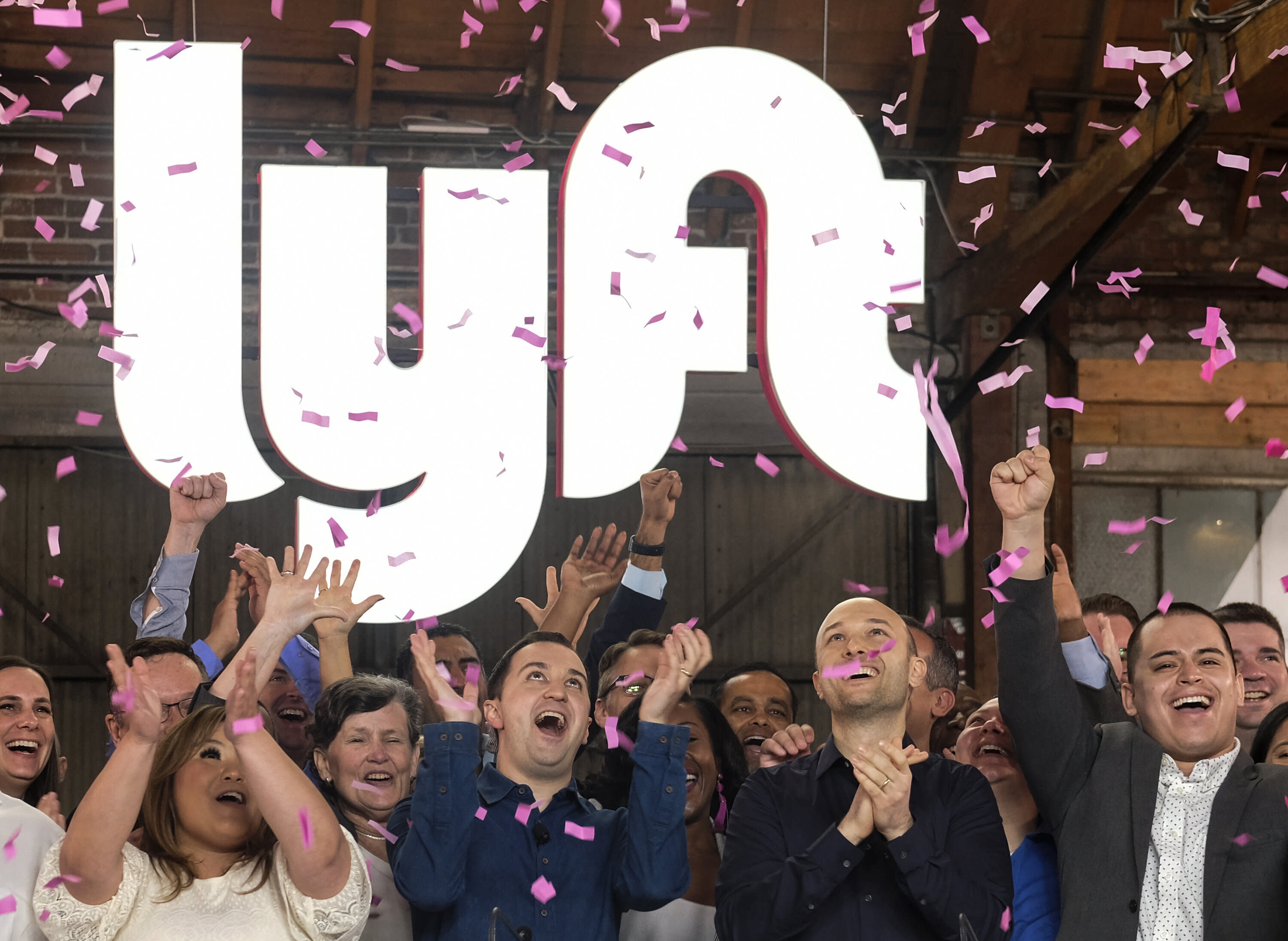 Lyft's stock is crashing alongside Uber — when will the selling stop?3000 x 2192