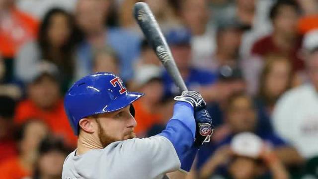 Rockies push for the playoffs, pick up Jonathan Lucroy from Texas