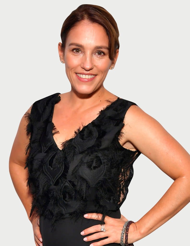 Amy Jo Johnson On Going from Power Rangers & Felicity To Directing ...