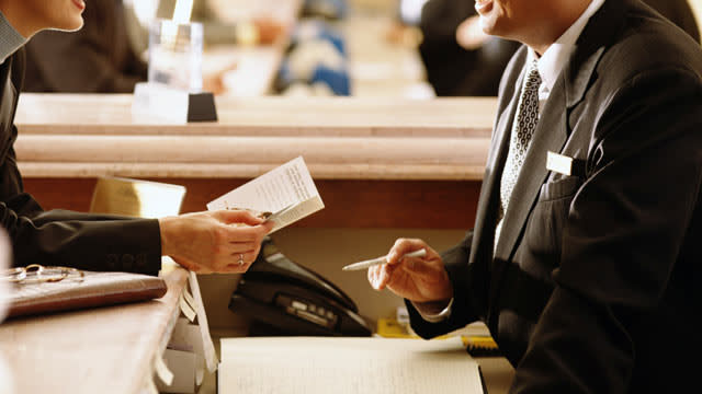 13 Things Your Hotel Front Desk Clerk Won T Tell You