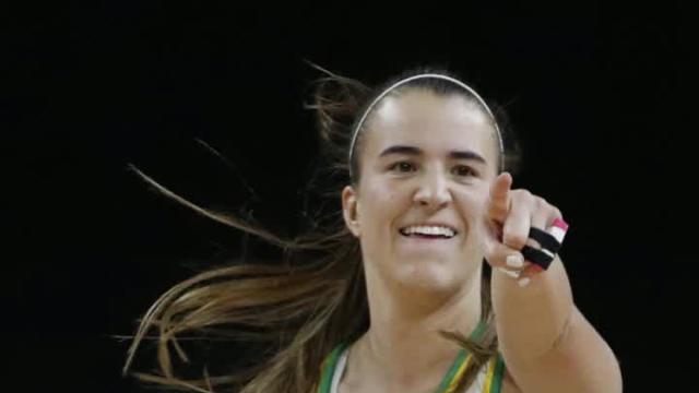 Sabrina Ionescu wins AP player of the year