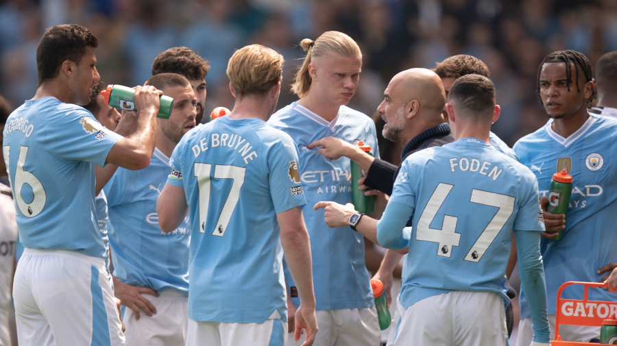 Yahoo Sports - Manchester City could potentially win a fourth straight EPL title Sundwithout having beaten either of its two top challengers this