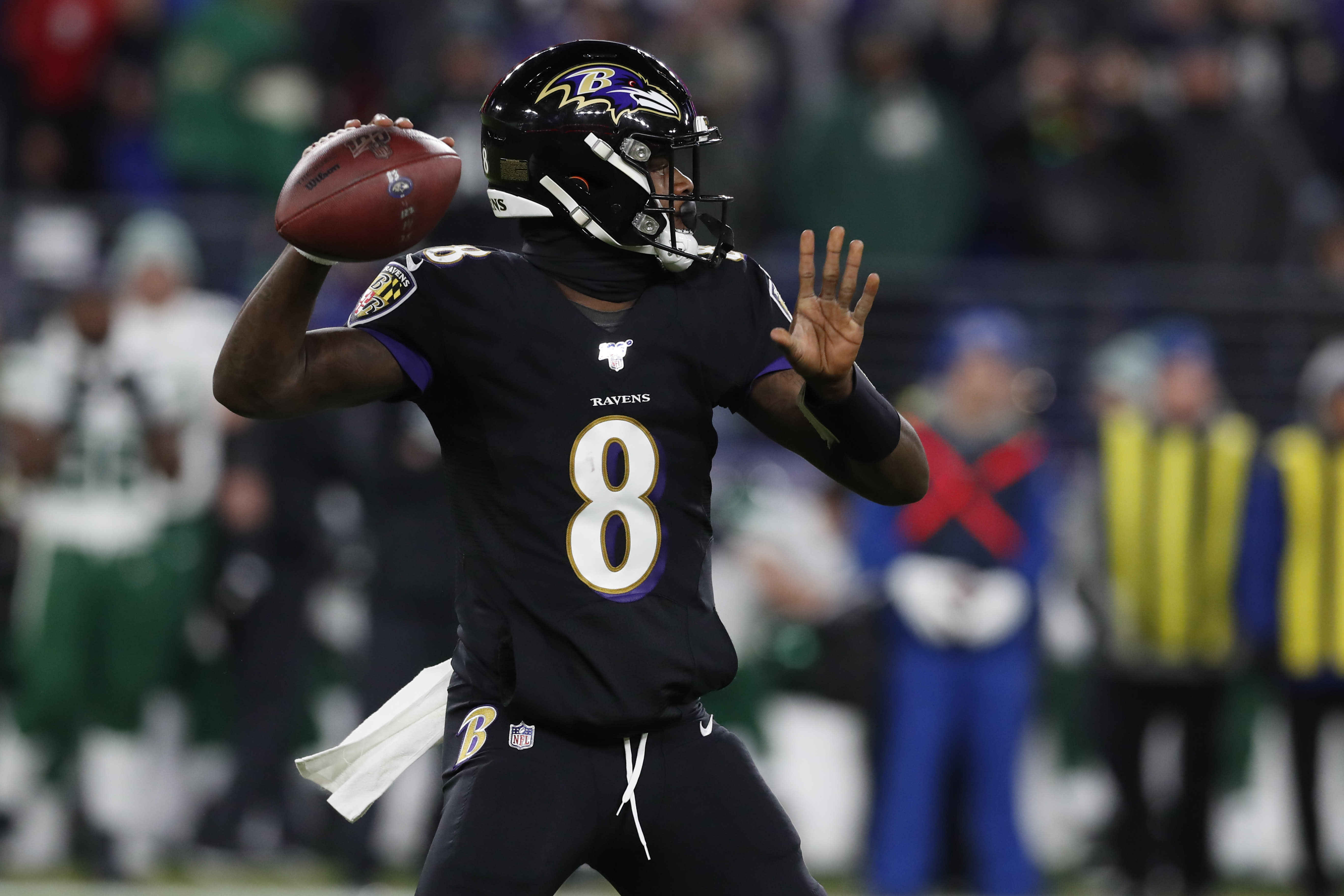 Ravens QB Lamar Jackson adds another record with his arm