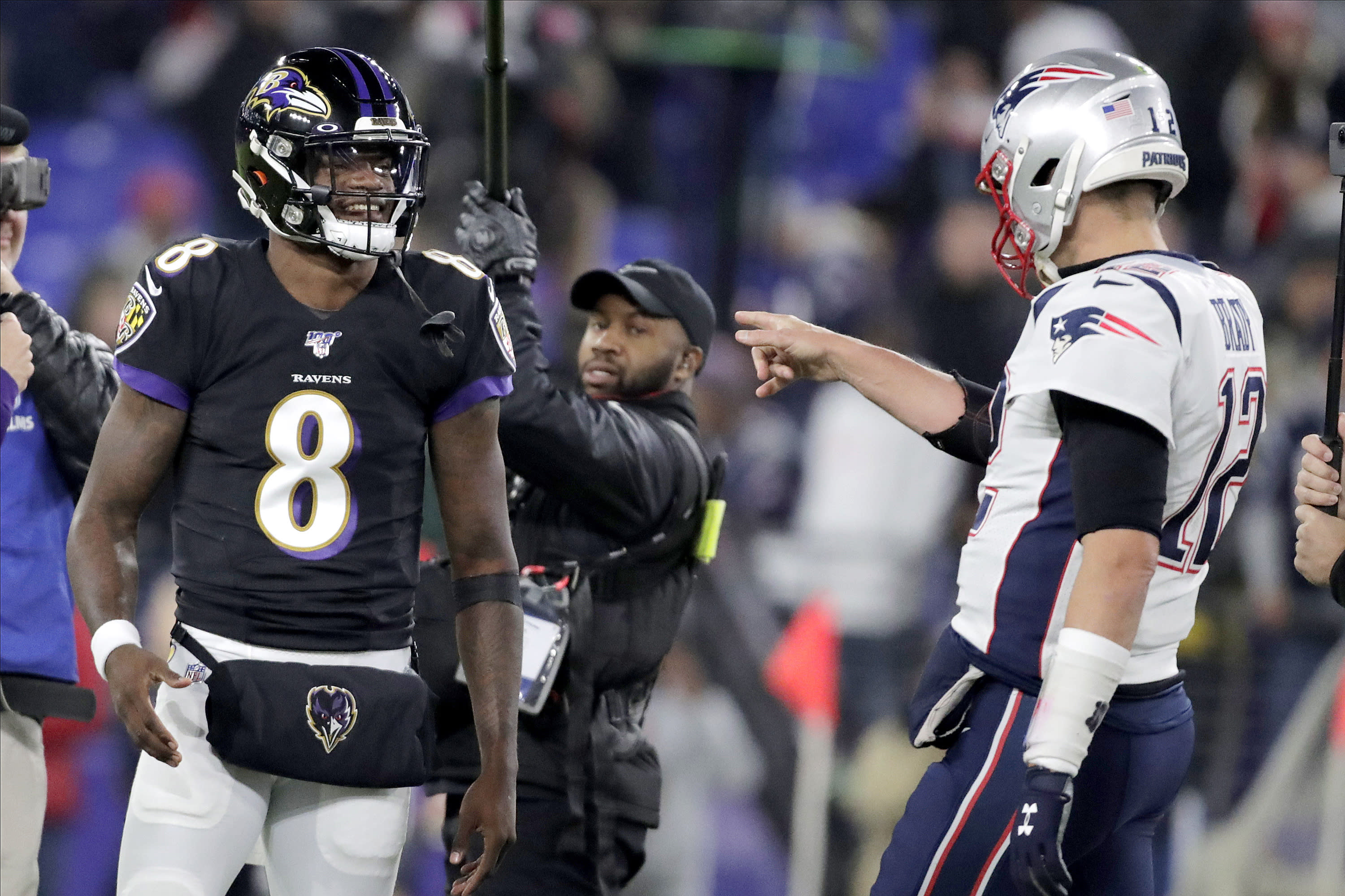 Tom Brady Challenges Lamar Jackson To Foot Race With Stipulations