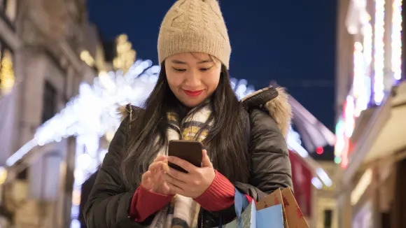 How budget-savvy consumers are approaching holiday shopping