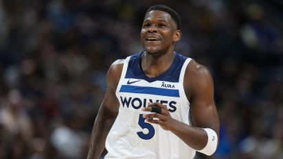 
Big game from Ant Man! Wolves start series off strong