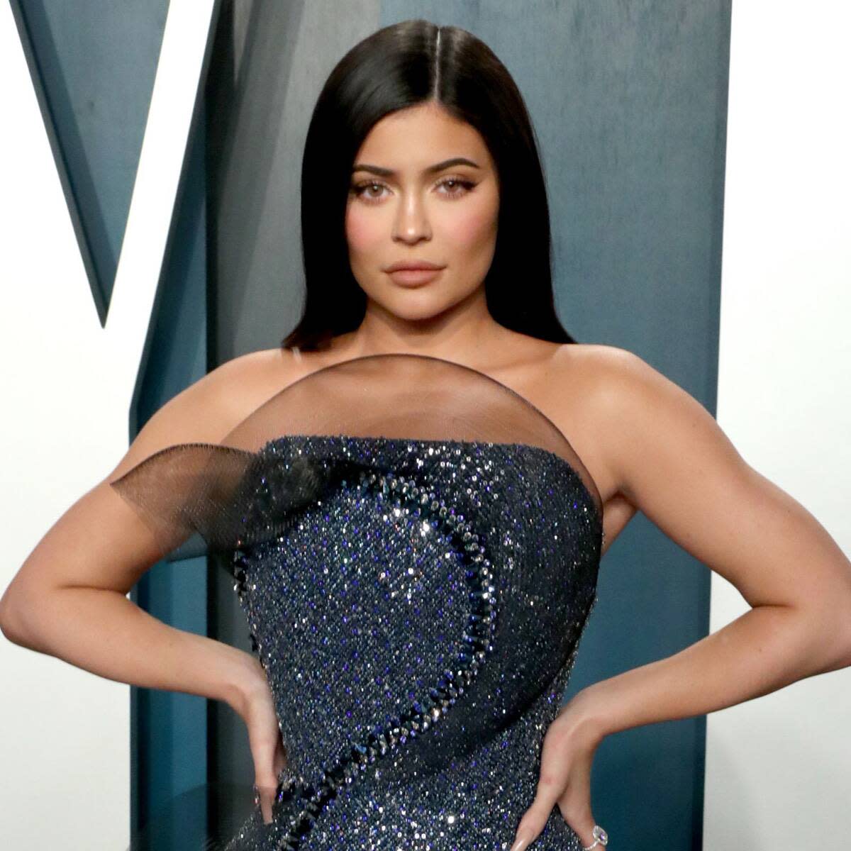 Kylie Jenner Flaunts Her Curves and Red Hot Hair in the Ultimate '90s