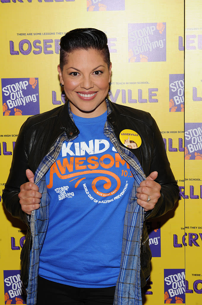 Greys Anatomy Star Sara Ramirez Comes Out as Bisexual