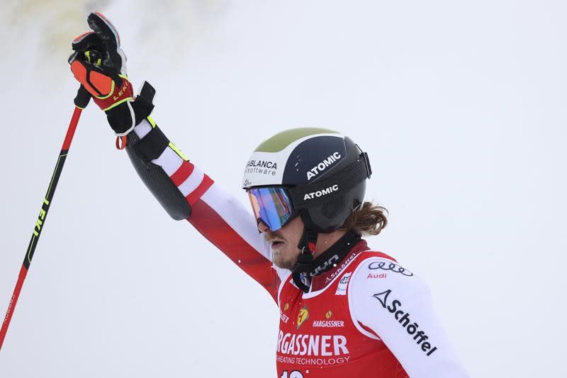 Swiss Skier Odermatt Dominates 2nd Gs Of World Cup Season