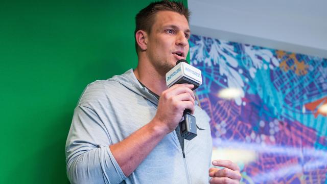 The Rush: Gronk’s major announcement is majorly disappointing