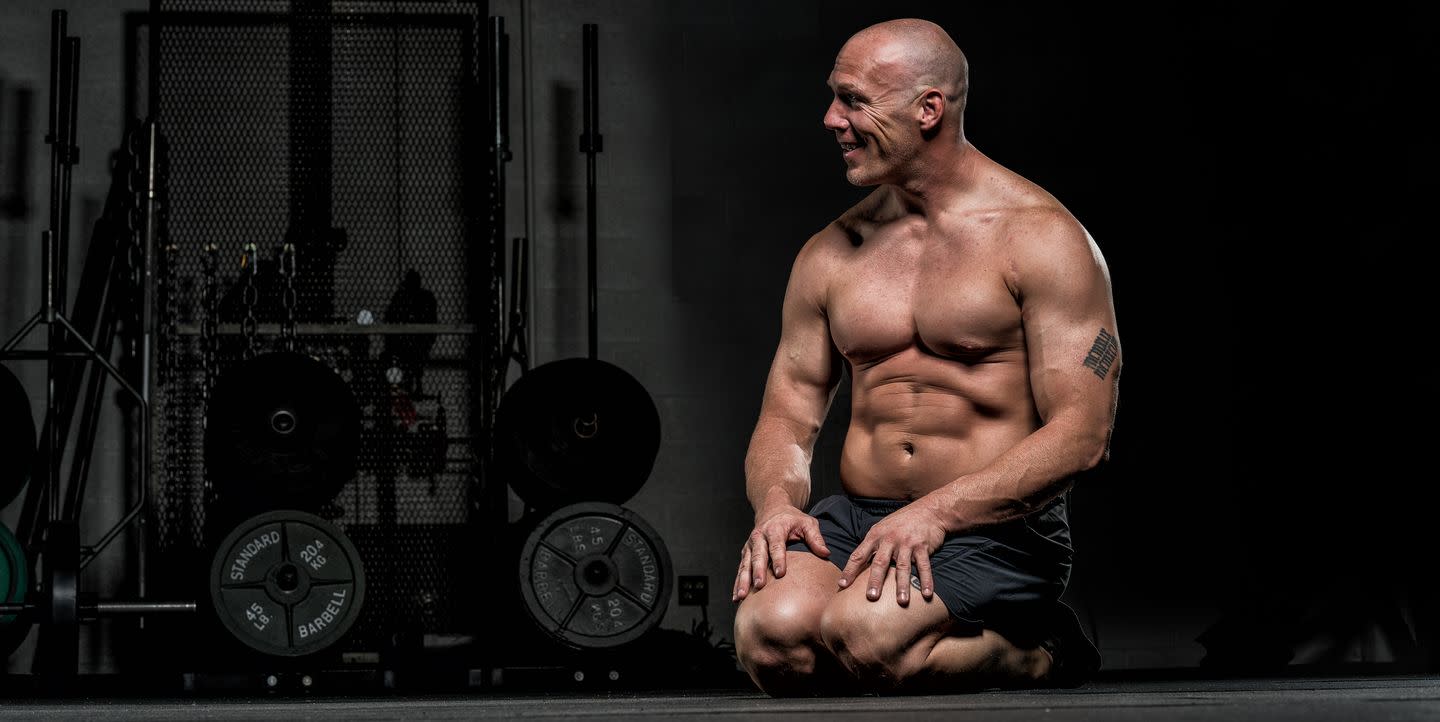 Bobby Maximus’ leg day stair workout will spray your lower body