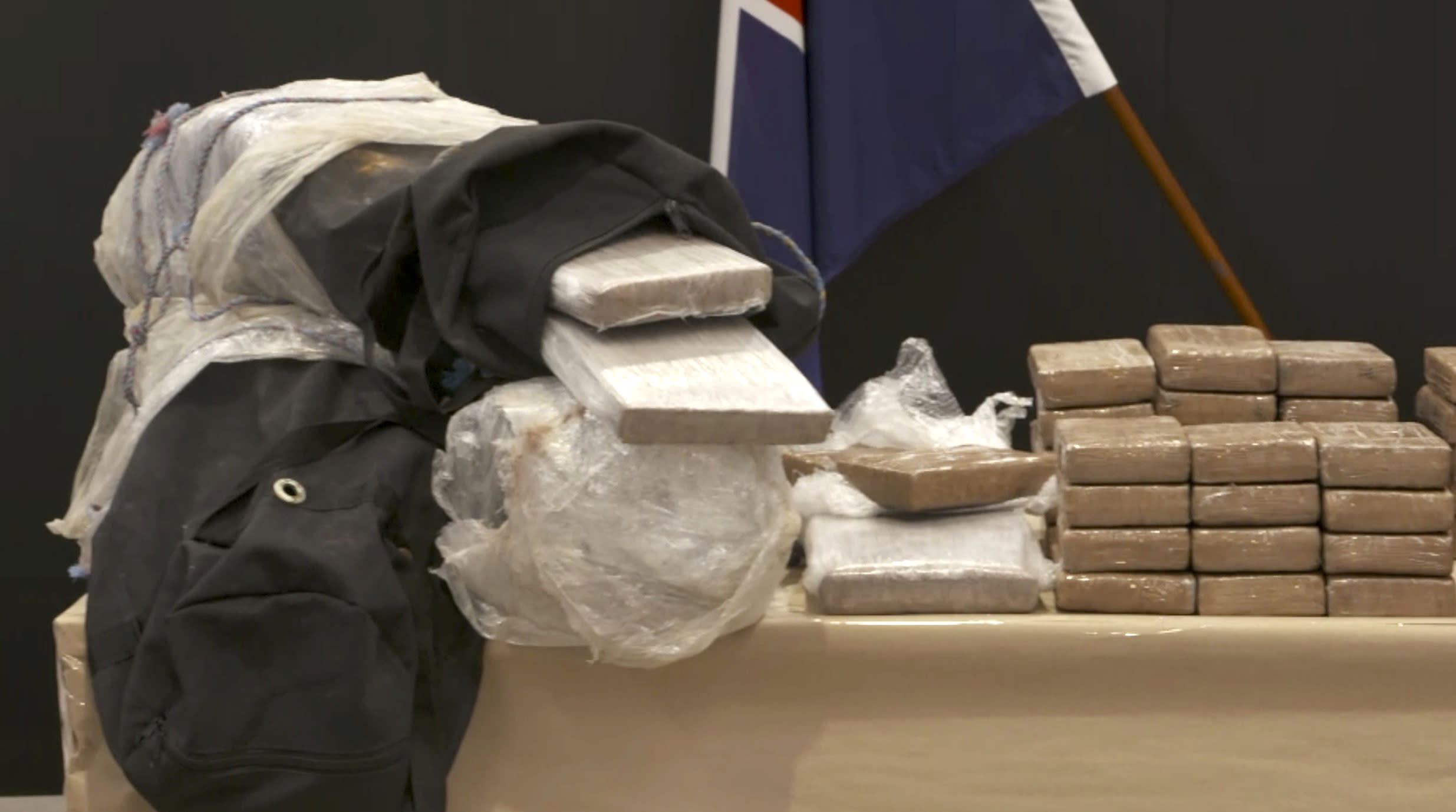 New Zealand makes biggest cocaine bust in banana shipment