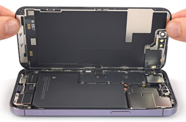 Apple iPhone 14 Pro Max teardown