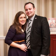 It's a girl!Â Anna Duggar reveals sex of baby No. 6 with Josh during beehive gender reveal