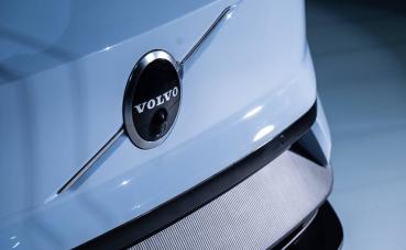 仿效特斯拉，Volvo XC60 純電版要用一體成型鑄造工藝打造、2026 年問世