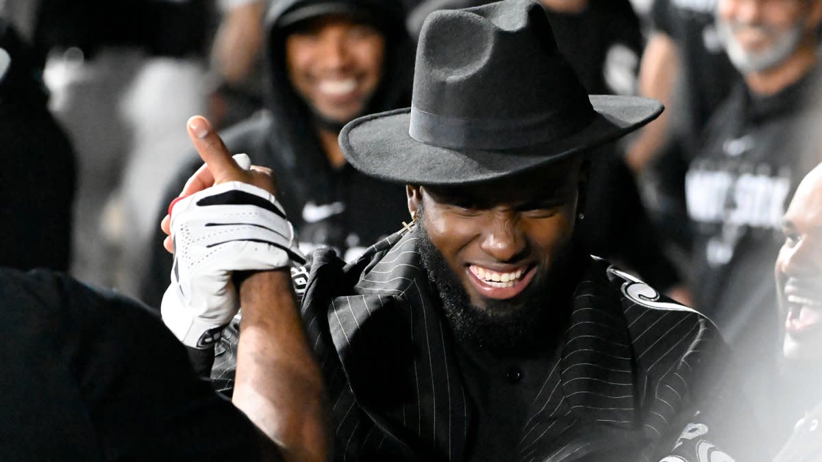 Chicago White Sox outfielder Luis Robert Jr. named an MLB All-Star!