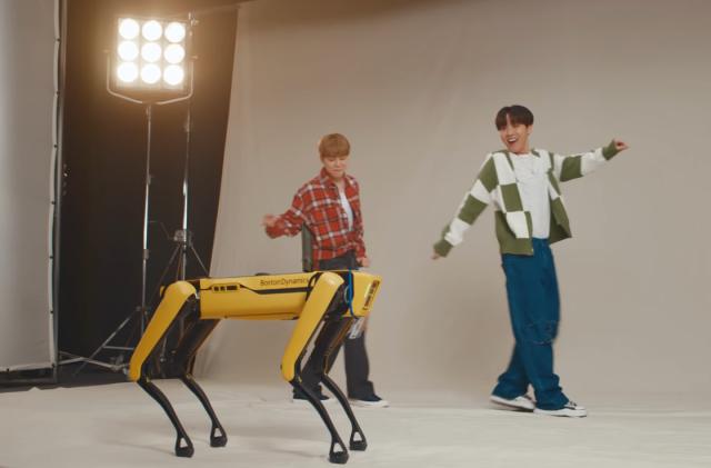 BTS dancing with Boston Dynamics robot Spot