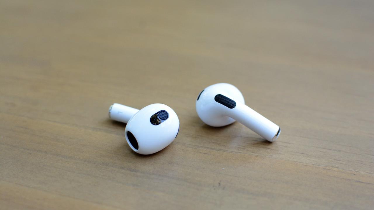 Apple AirPods Pro 2nd Gen USB-C Review: New Port and Adaptive