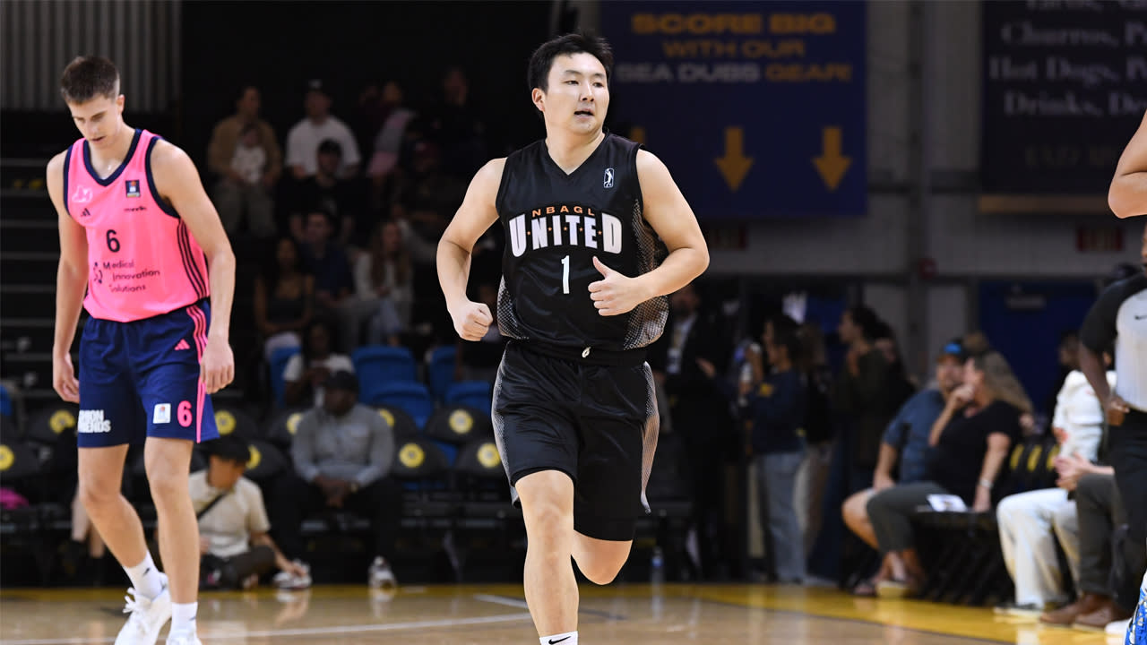 ‘Japanese Steph Curry' impresses in NBA debut for G League United