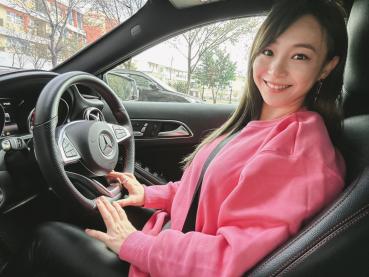 【明星聊愛車】前主播呂佳宜入手賓士小轎跑GLA180 實踐女力完成人生里程碑