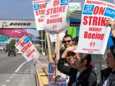 Boeing Furloughs Salaried Staff to Preserve Cash Amid Strike