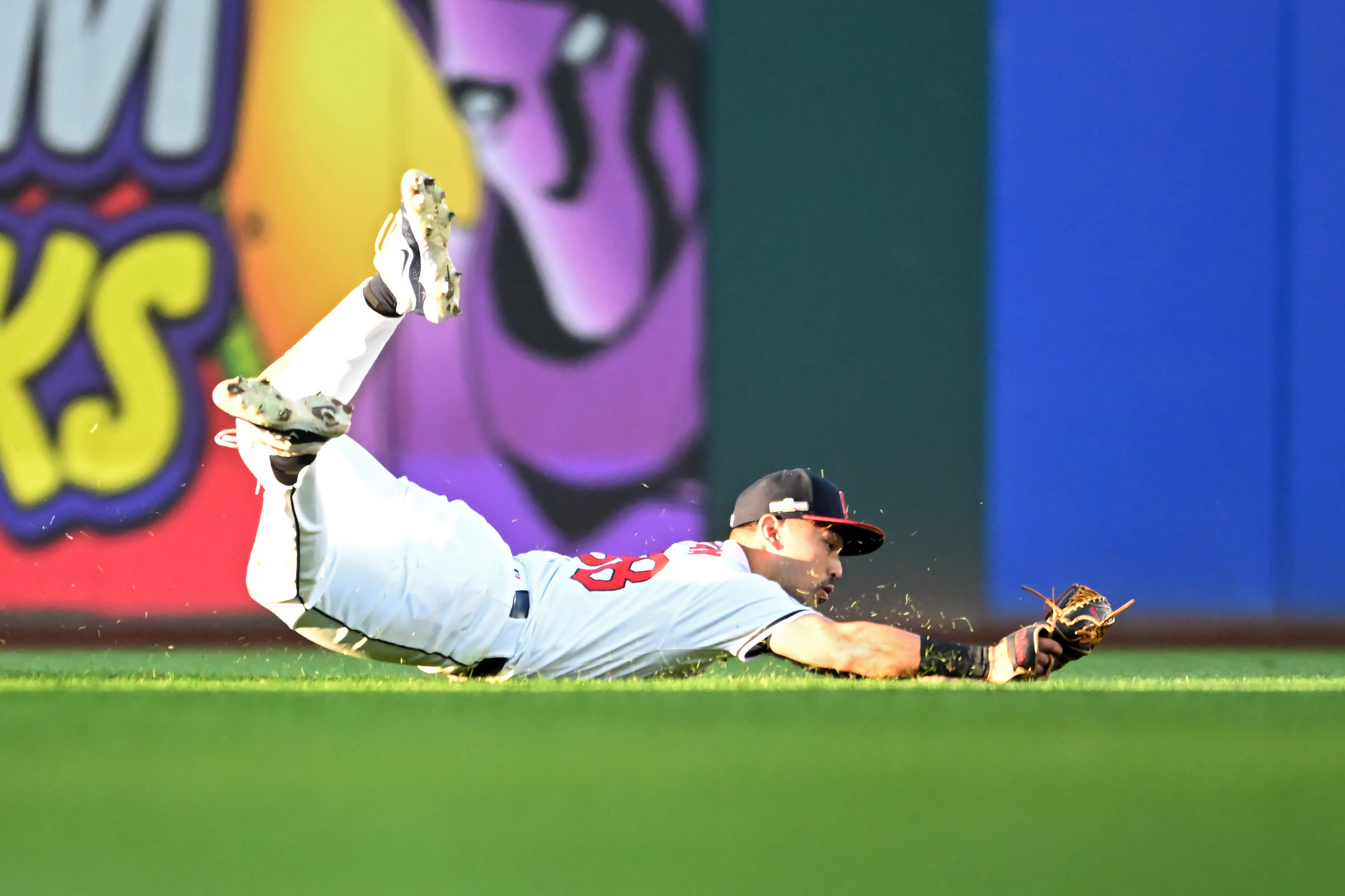 Watch: Guardians' Steven Kwan makes diving catch to save a run in ALDS Game 2 vs. Tigers