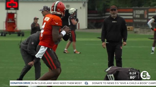 Cleveland Browns Deshaun Watson GIF - Cleveland Browns Deshaun