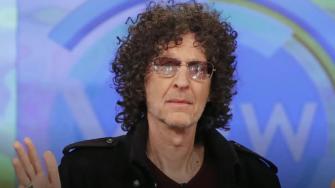 Howard Stern rips people 'clogging up hospitals' who won't get COVID-19 vaccine: 'F*** them'