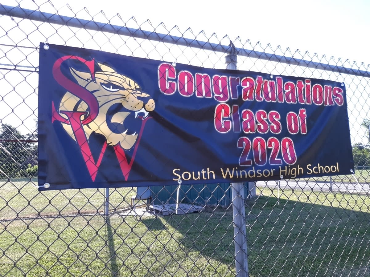 South Windsor High School Graduates 333 Seniors [VIDEO]