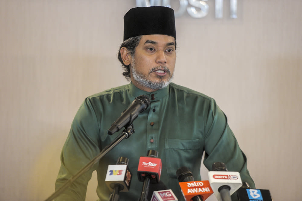 Khairy: Malaysia can use Pfizer's Covid-19 vaccine now as ...
